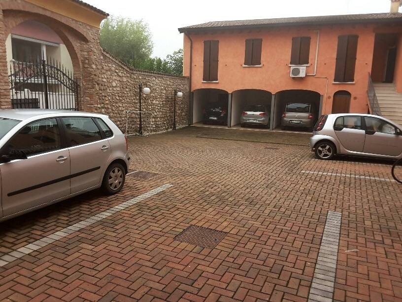 appartamento in affitto a Marmirolo in zona Pozzolo
