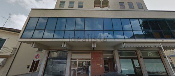 ufficio in affitto ad Ostiglia