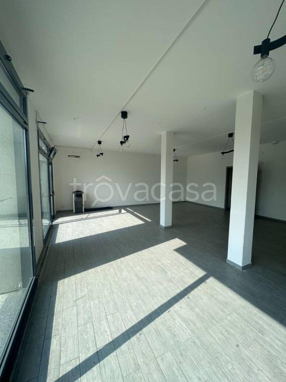 locale di sgombero in affitto a Pegognaga in zona Polesine