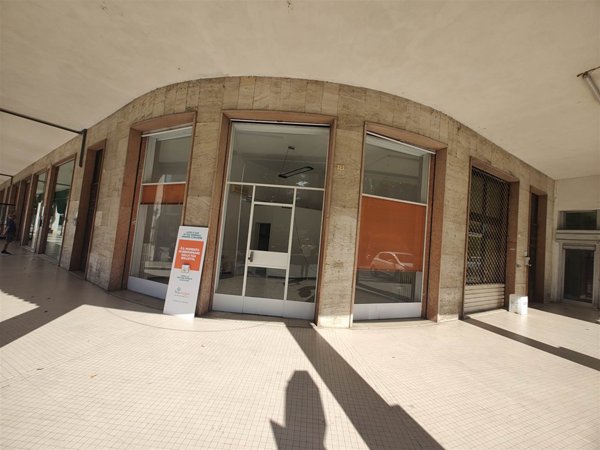 negozio in affitto a Pegognaga