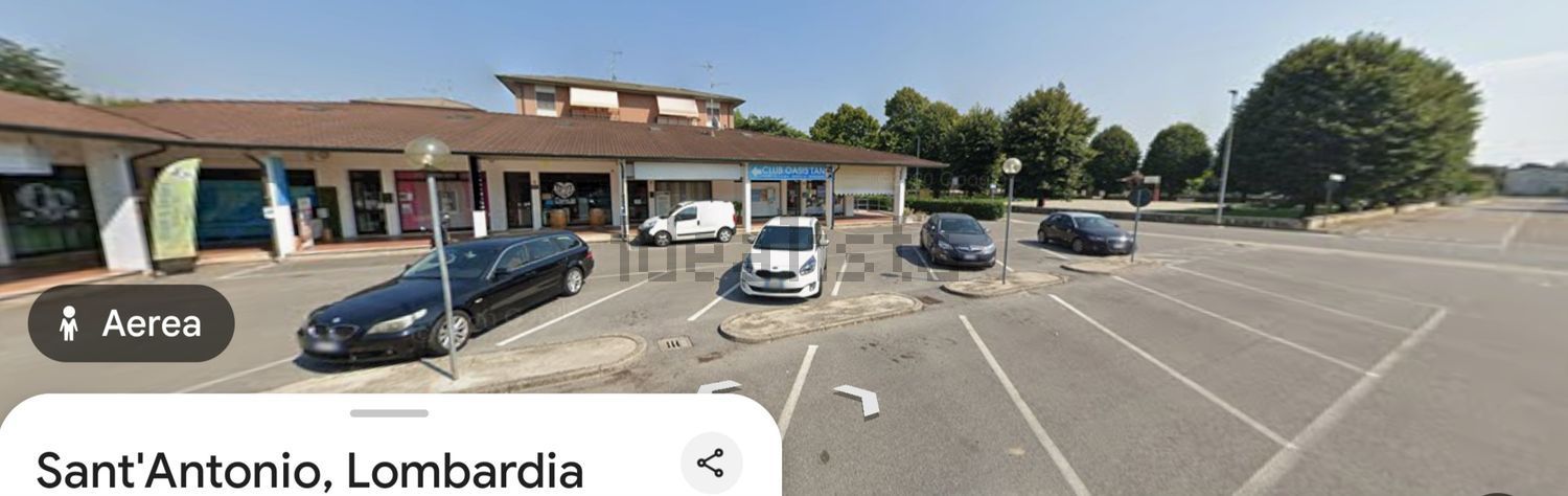negozio in affitto a Porto Mantovano in zona Sant'Antonio