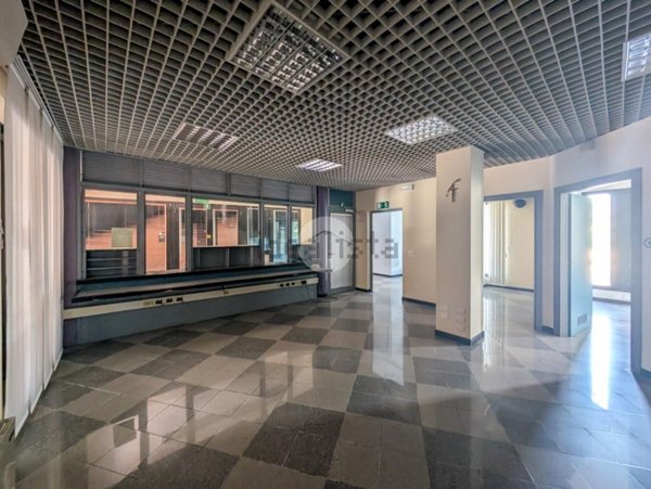 locale commerciale in affitto a Porto Mantovano in zona Soave