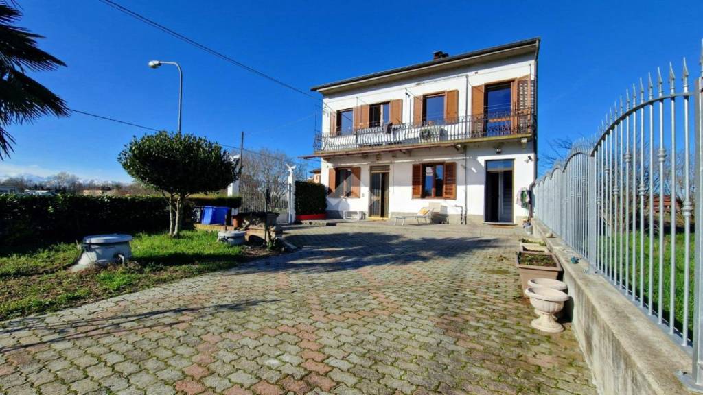 appartamento in affitto a San Sebastiano da Po in zona Abate