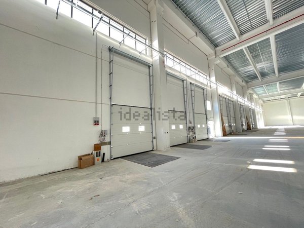 locale di sgombero in affitto a San Giorgio Bigarello