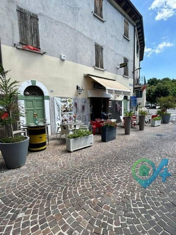 negozio in affitto a Solferino