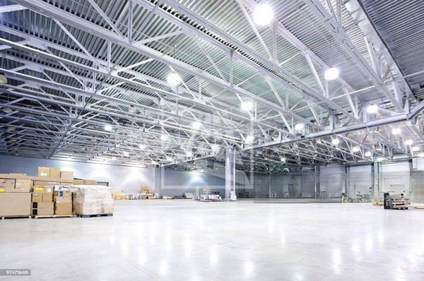 capannone in affitto a Suzzara