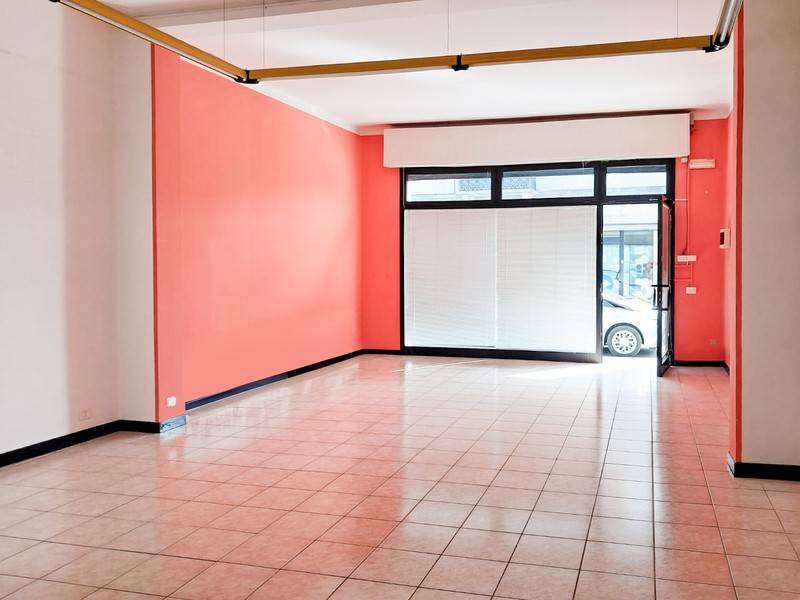 negozio in affitto a Suzzara