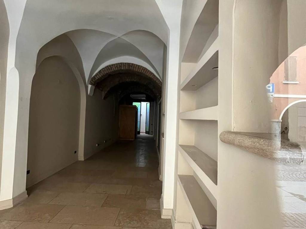 negozio in affitto a Viadana