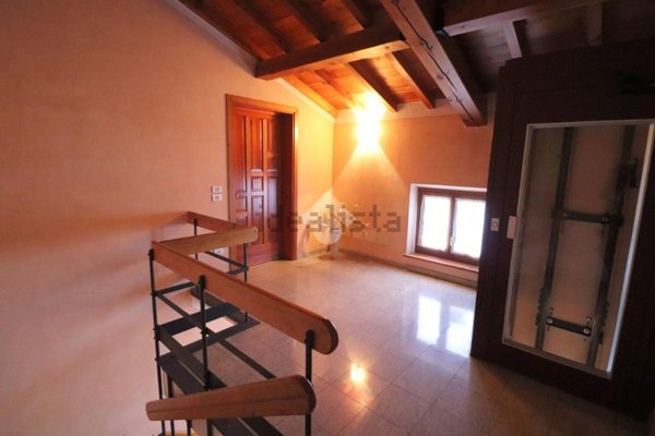 appartamento in affitto a Volta Mantovana