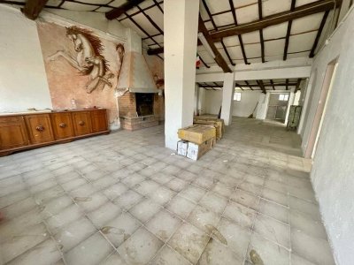 locale di sgombero in affitto a Borgo Virgilio in zona Virgilio