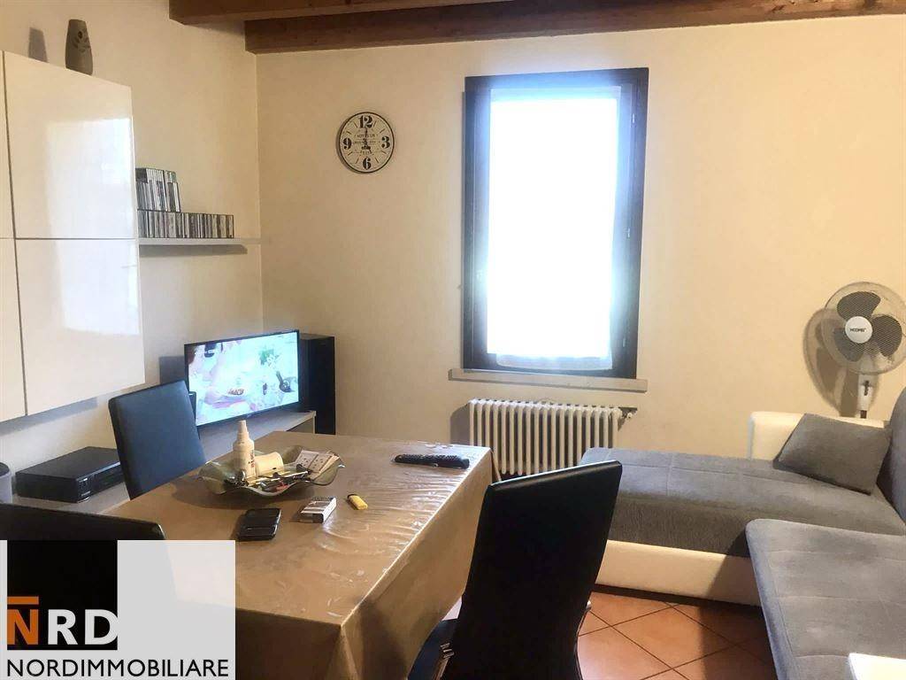 appartamento in affitto a Borgo Virgilio in zona Virgilio