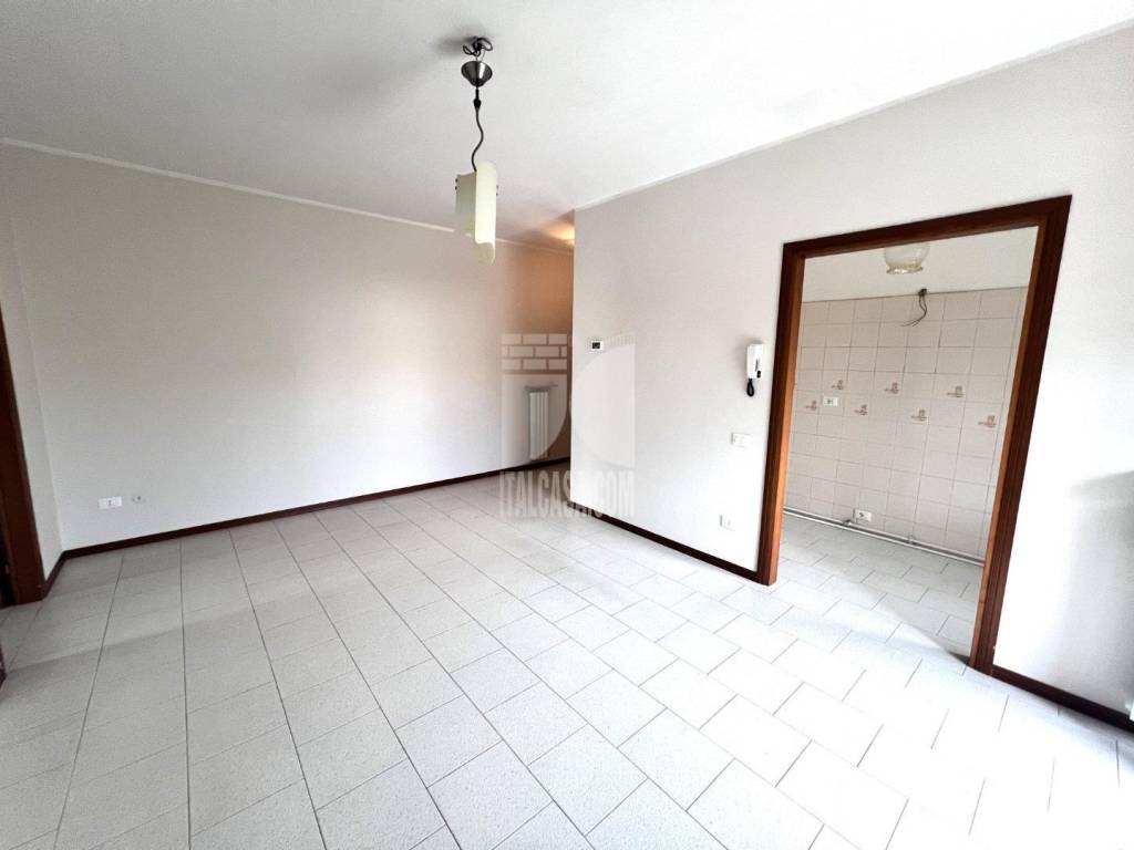 appartamento in affitto a Borgo Virgilio in zona Virgilio