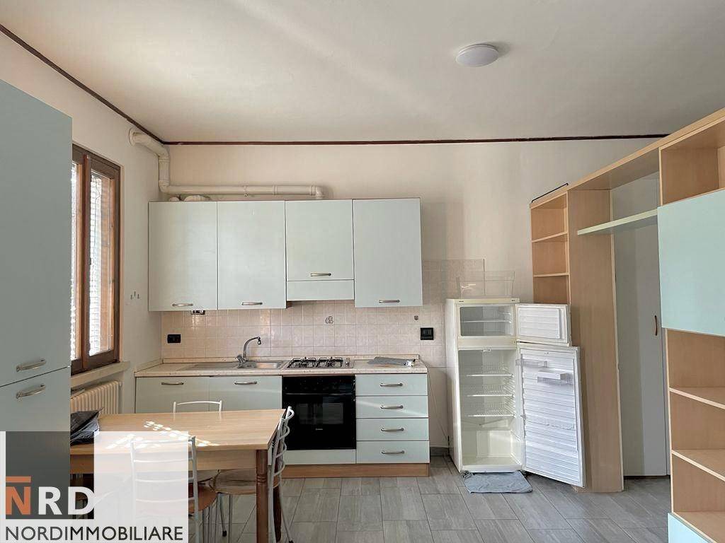 appartamento in affitto a Borgo Virgilio in zona Virgilio