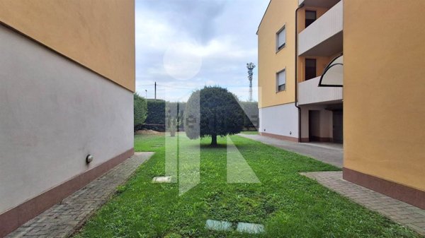 appartamento in affitto a Borgo Virgilio in zona Virgilio