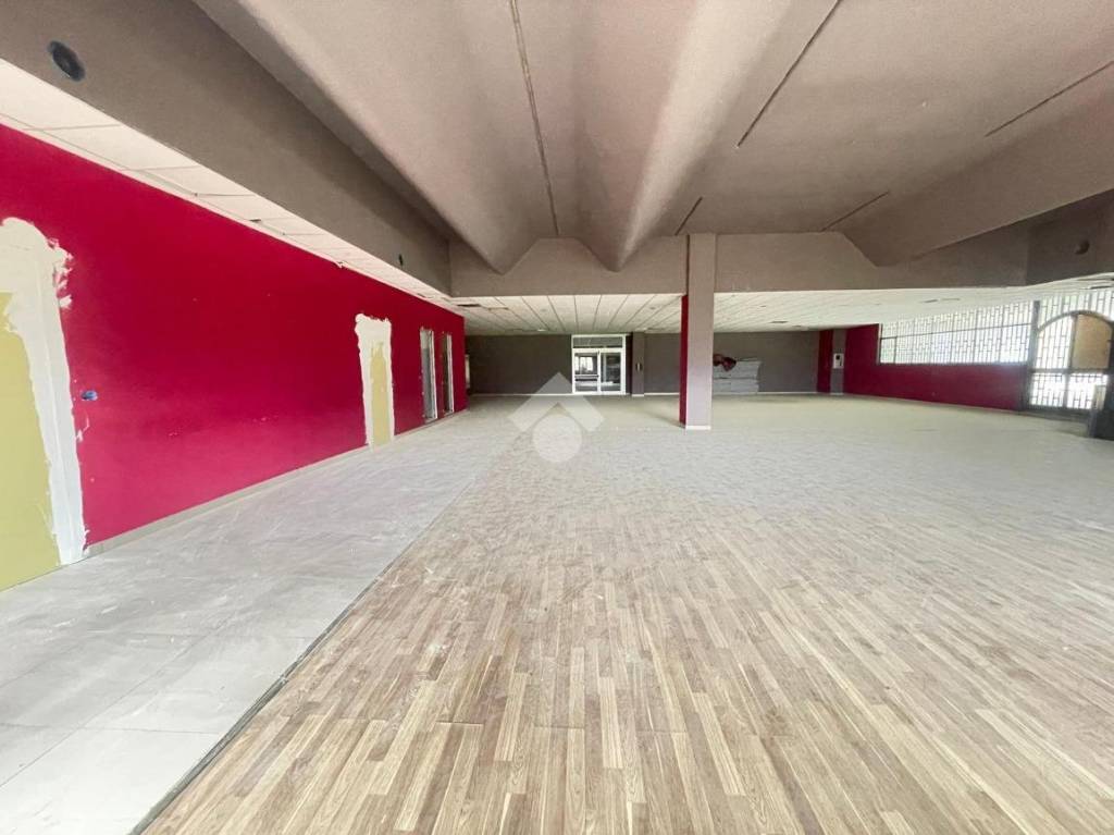 negozio in affitto a Sant'Antonino di Susa