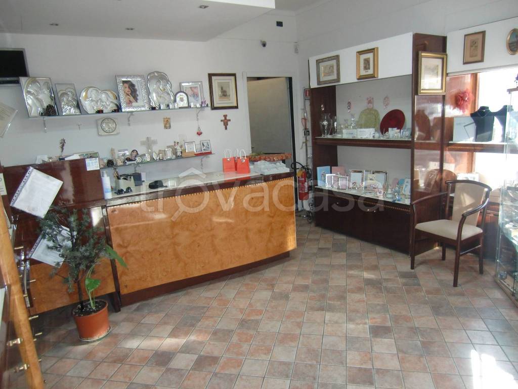 appartamento in affitto a Santena