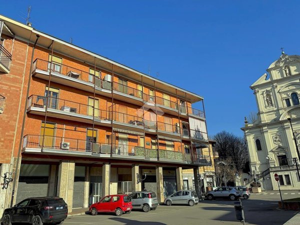 appartamento in affitto a Santena