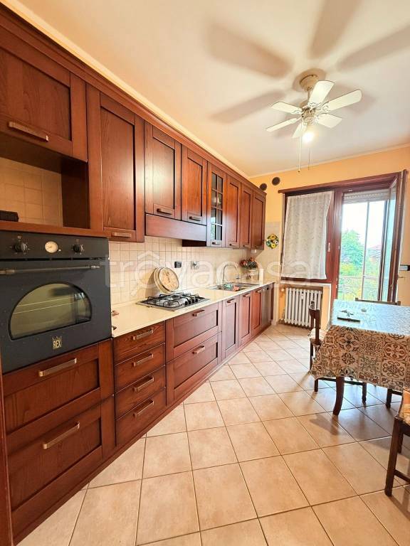 appartamento in affitto a Santena