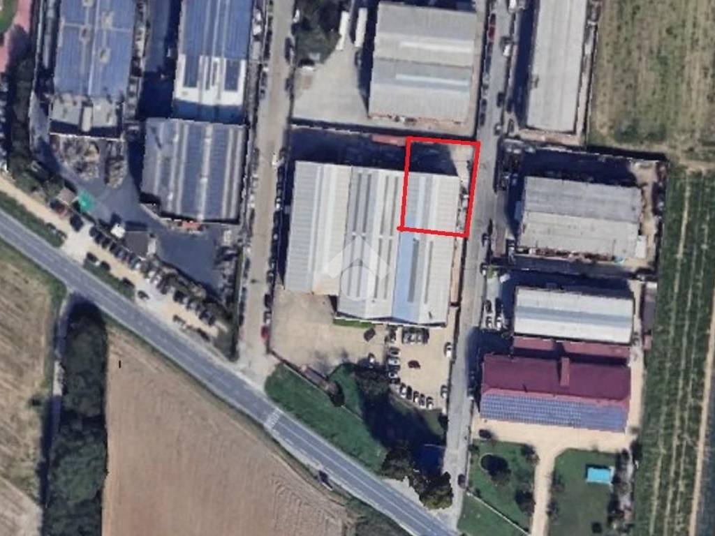 locale commerciale in affitto a Santena