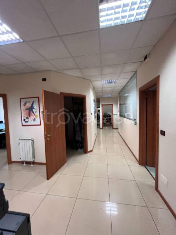 ufficio in affitto a Santena