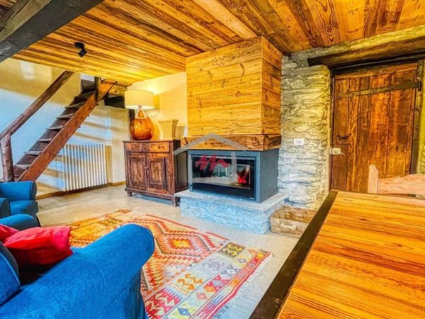 casa indipendente in affitto a Sauze d'Oulx in zona Monfol