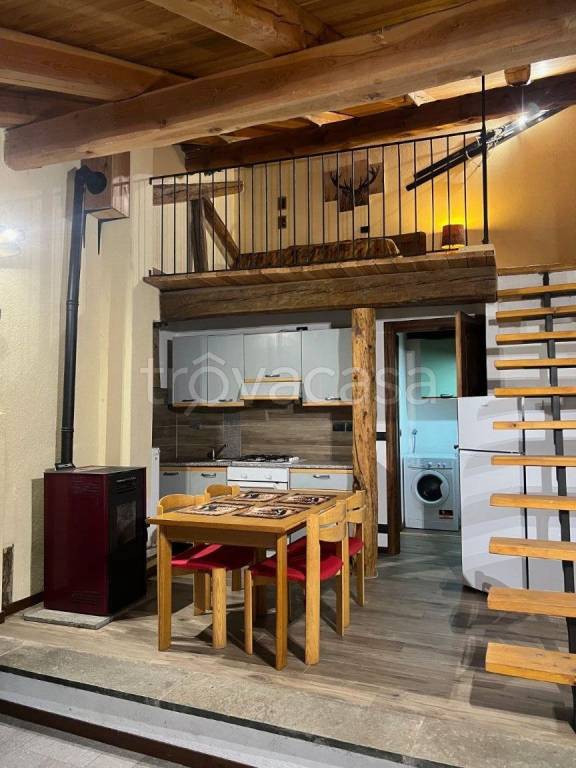 appartamento in affitto a Sestriere in zona Champlas Du Col