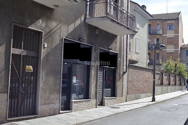 locale commerciale in affitto a Settimo Torinese