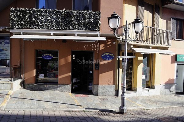 locale commerciale in affitto a Settimo Torinese