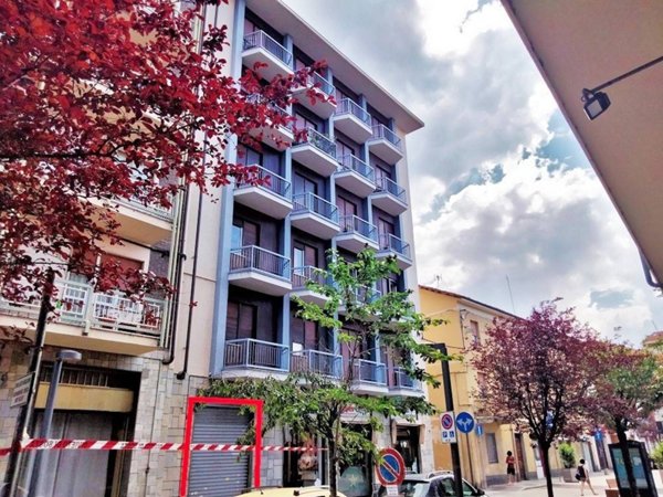 negozio in affitto a Settimo Torinese