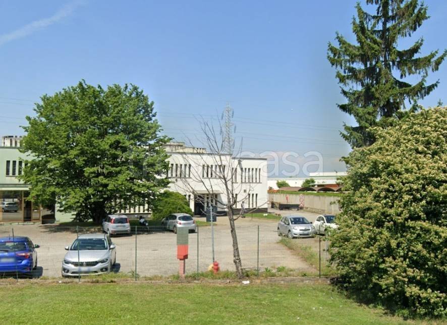 capannone in affitto a Settimo Torinese
