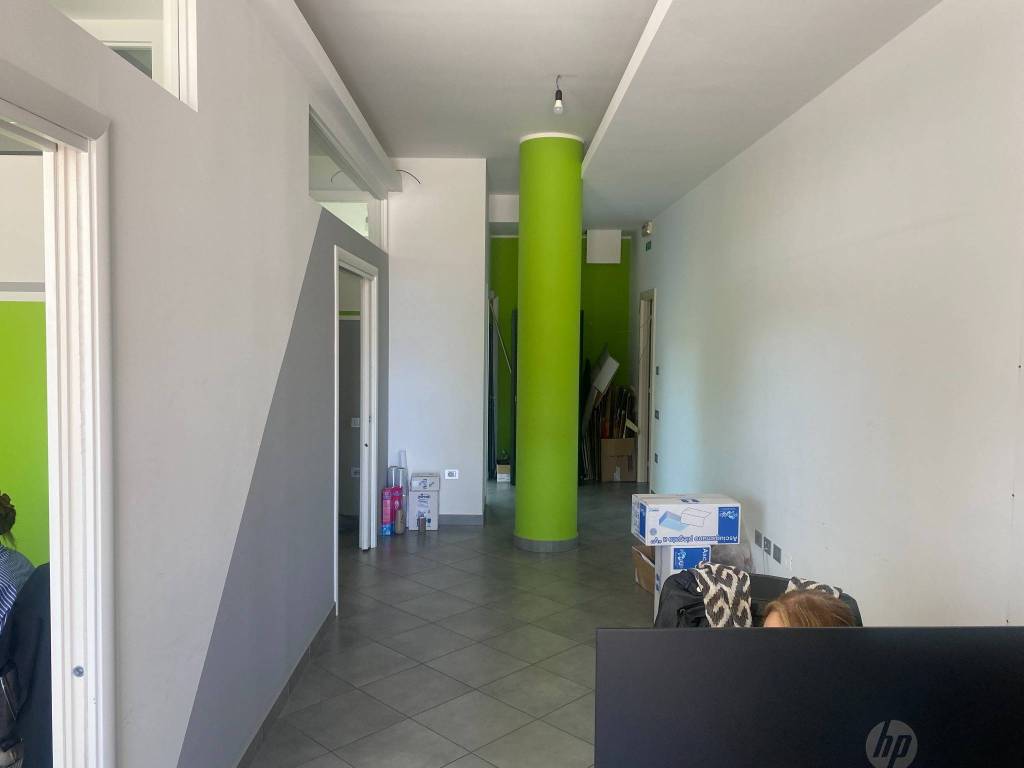 negozio in affitto a Settimo Torinese