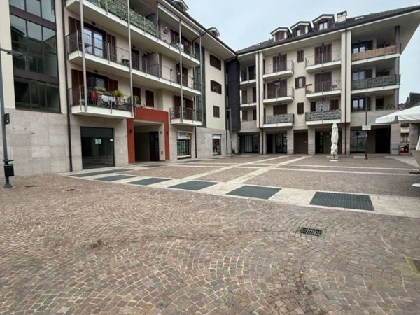 negozio in affitto a Settimo Torinese