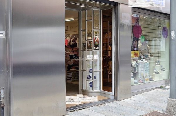 negozio in affitto a Settimo Torinese