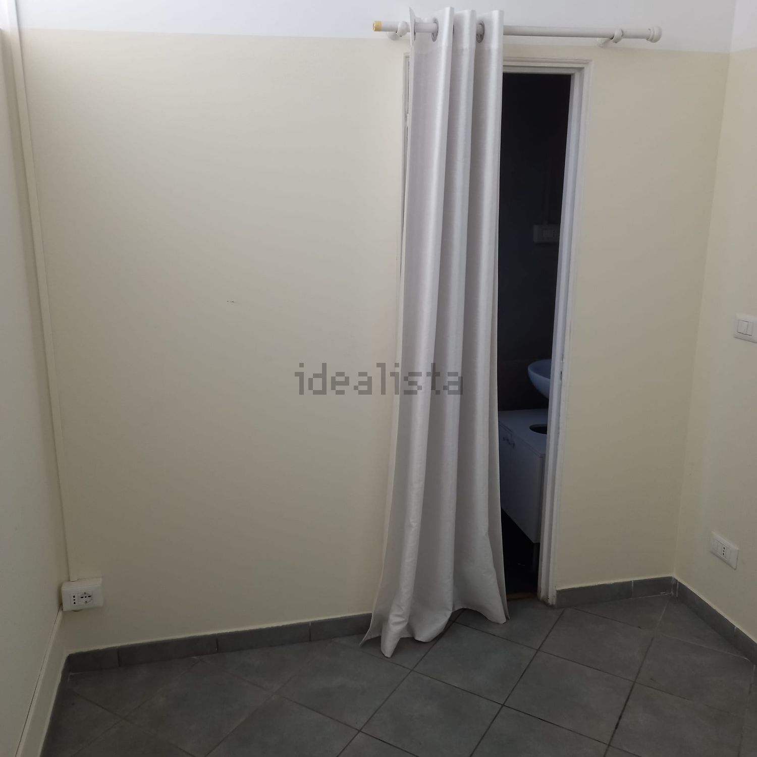 negozio in affitto a Settimo Torinese