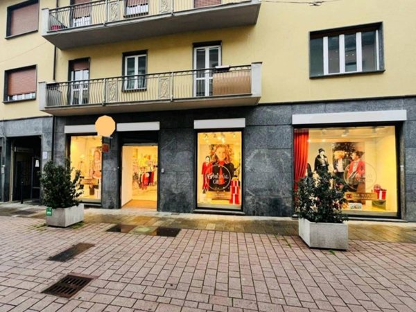 negozio in affitto a Settimo Torinese