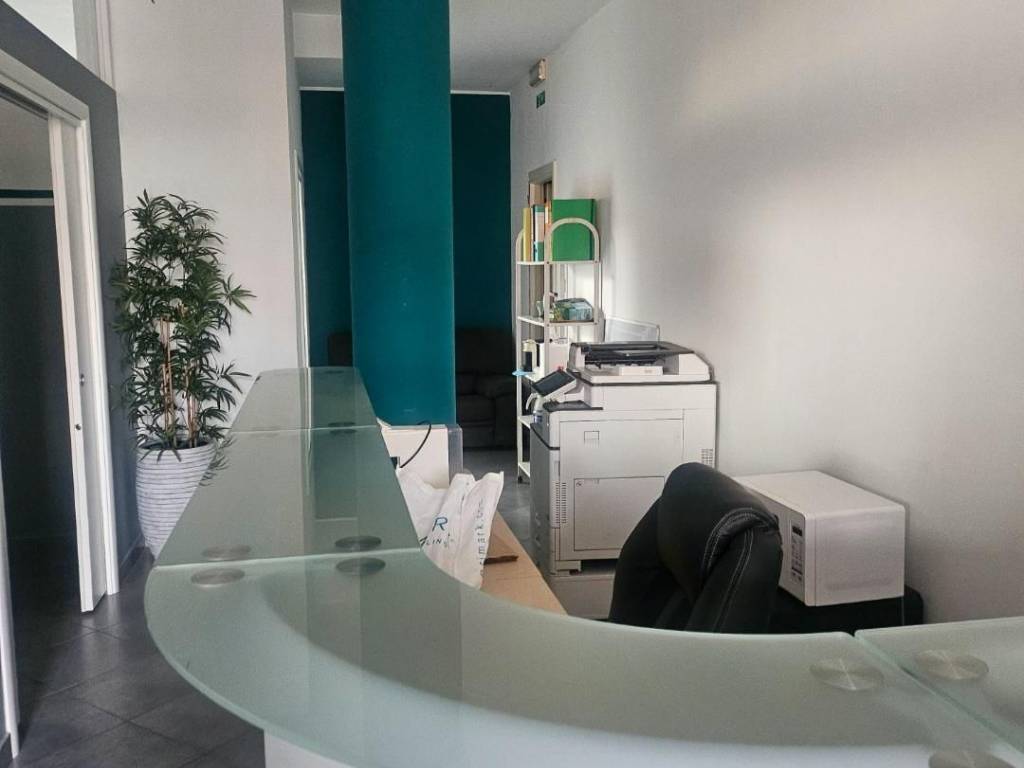 negozio in affitto a Settimo Torinese