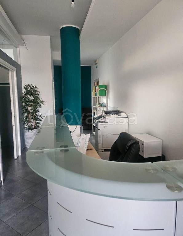 negozio in affitto a Settimo Torinese