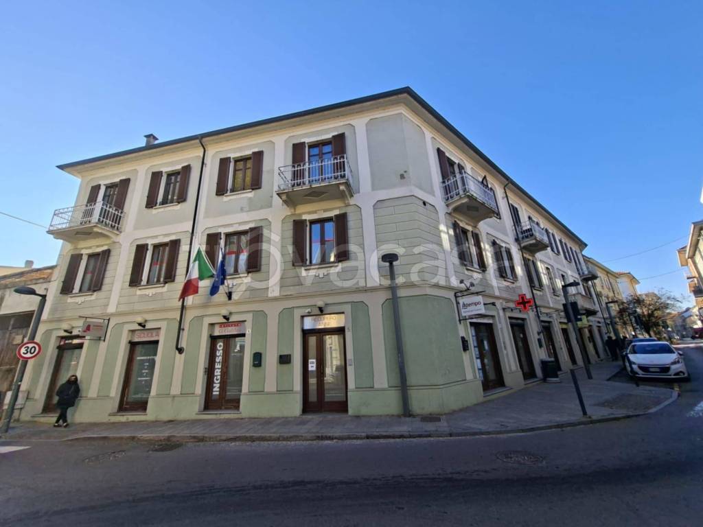 negozio in affitto a Settimo Torinese