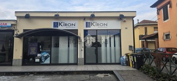 negozio in affitto a Settimo Torinese