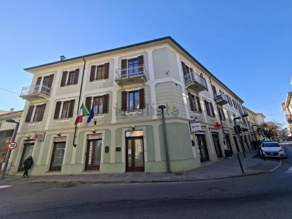 locale commerciale in affitto a Settimo Torinese