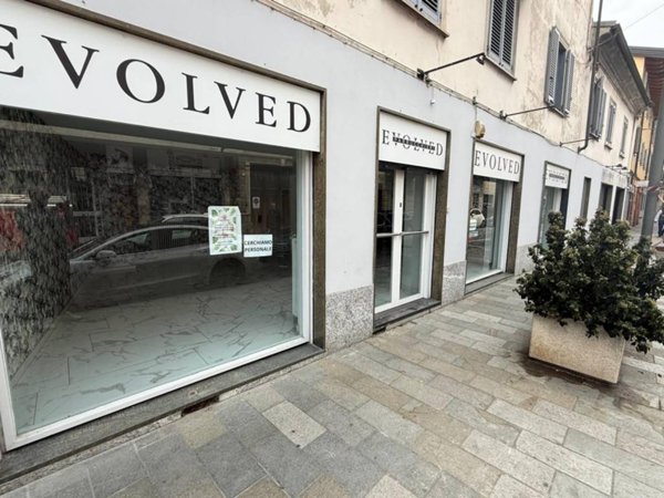 negozio in affitto a Settimo Torinese