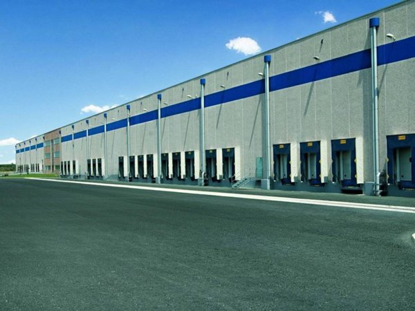 locale commerciale in affitto a Settimo Torinese