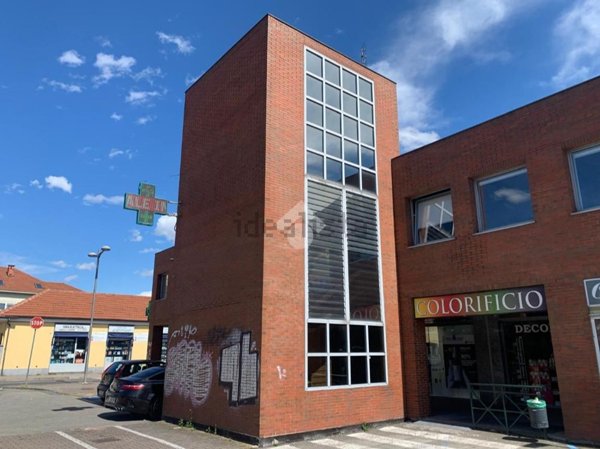 ufficio in affitto a Settimo Torinese