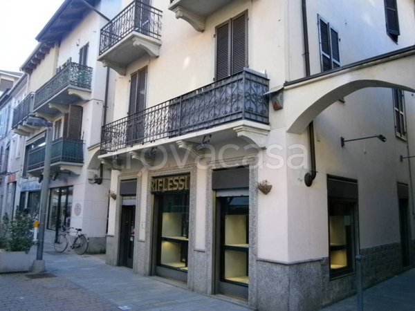 negozio in affitto a Settimo Torinese