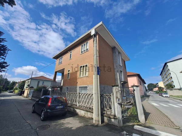 appartamento in affitto a Settimo Torinese in zona Le Villette