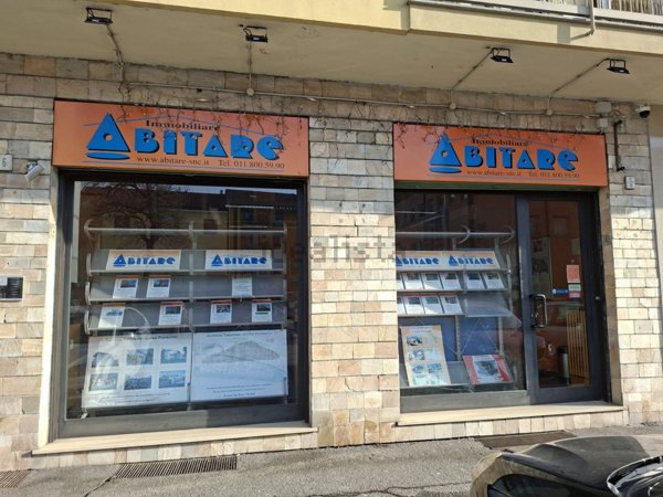 locale commerciale in affitto a Settimo Torinese