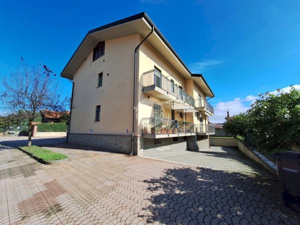 appartamento in affitto a Strambino in zona Cerone