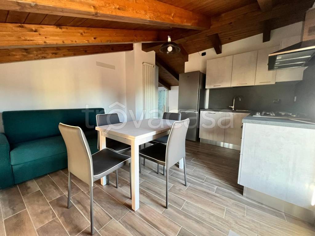 appartamento in affitto a Strambino