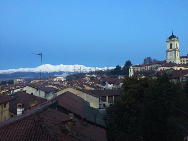 appartamento in affitto a Strambino