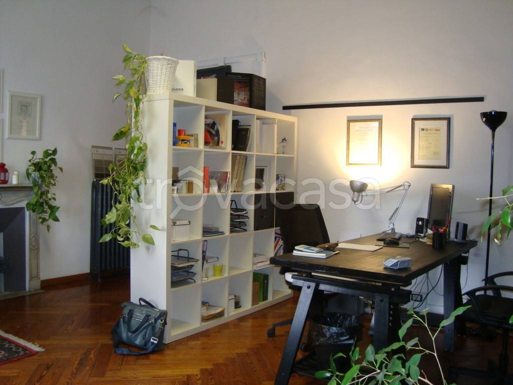 ufficio in affitto a Torino in zona Cit Turin